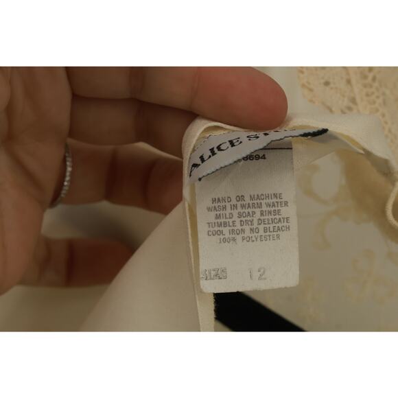 Alice Stuart Womens High Neck Lace Trim Pleated Blouse Long Sleeve Size 12 Cream - Picture 6 of 6